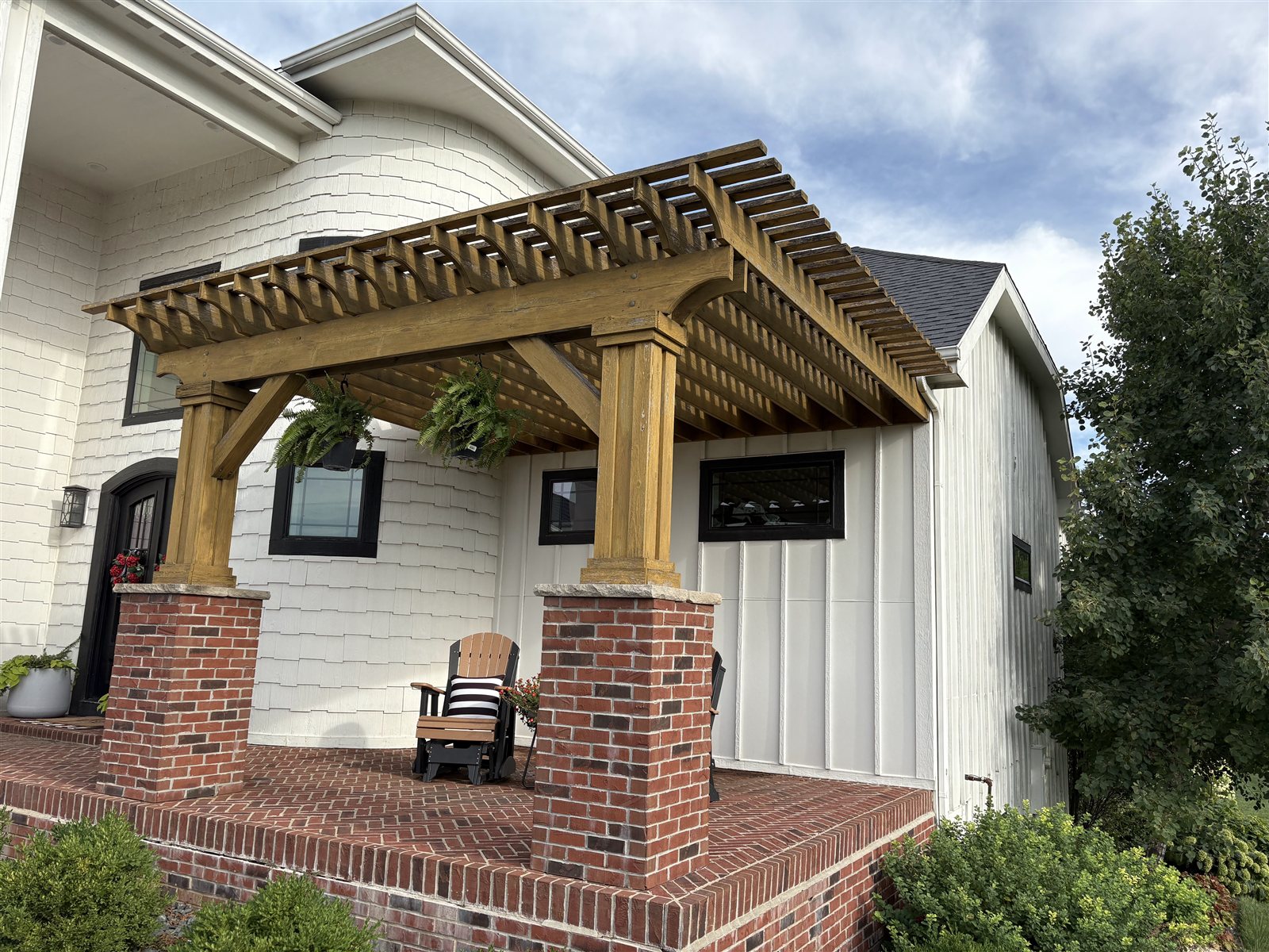 Ankeny, Iowa — covered porch with pergola