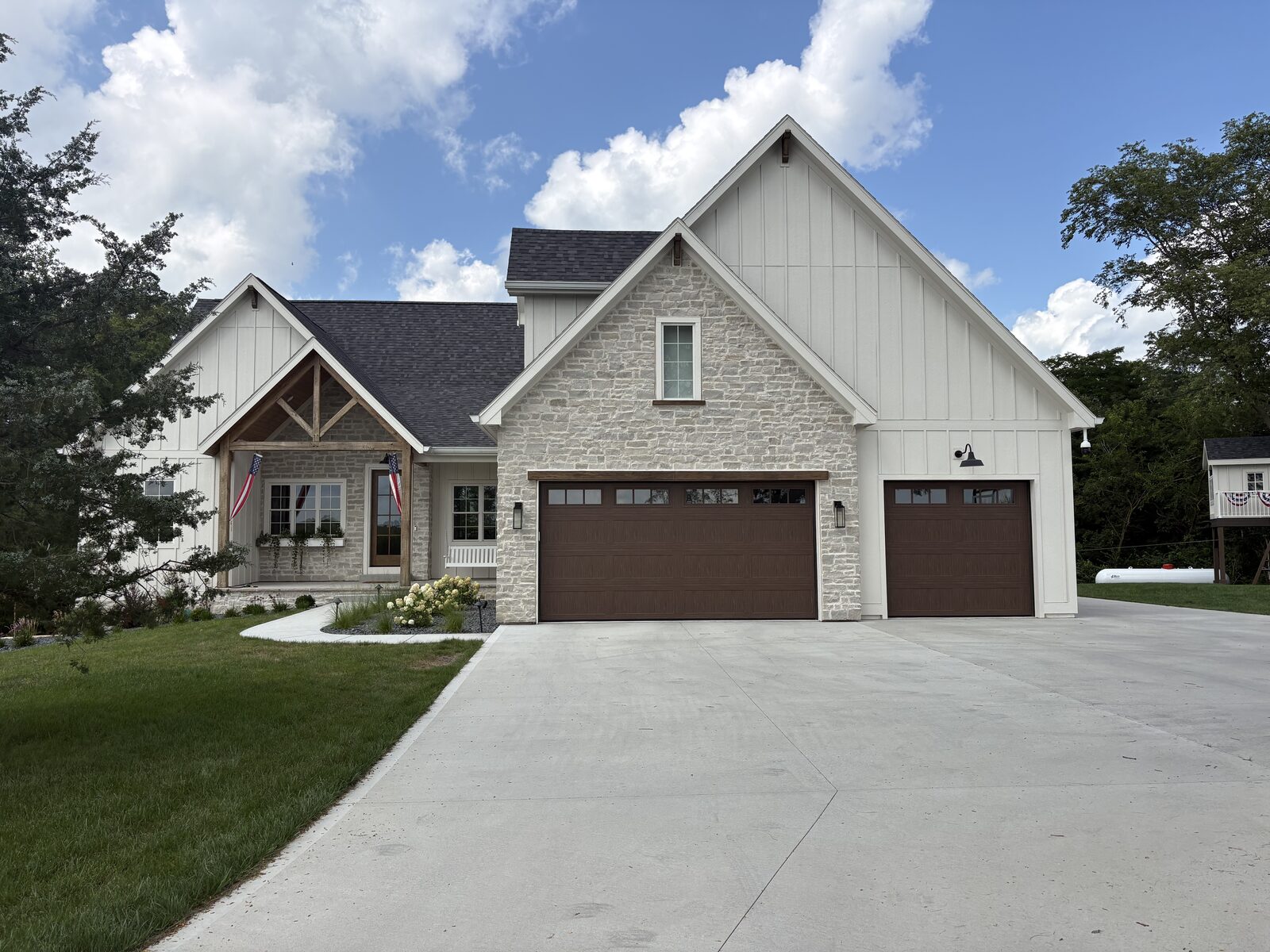 White Oak, Iowa custom home front elevation