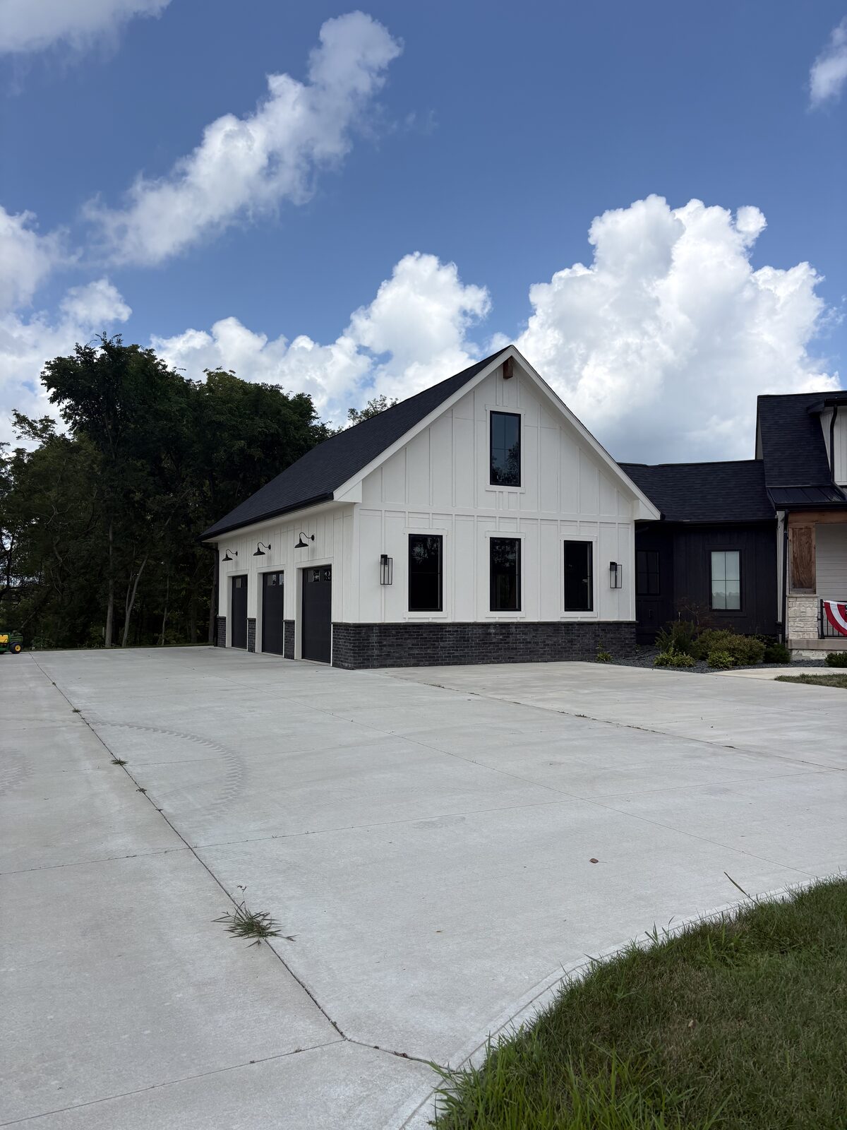 White Oak, Iowa — front exterior